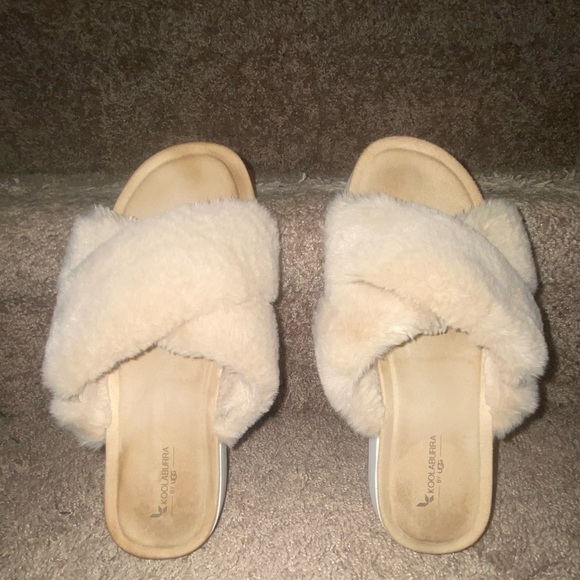KOOLABURRA BY UGG. Barely worn. Size: 6.5. These are so comfy!!! - Picture 10 of 17